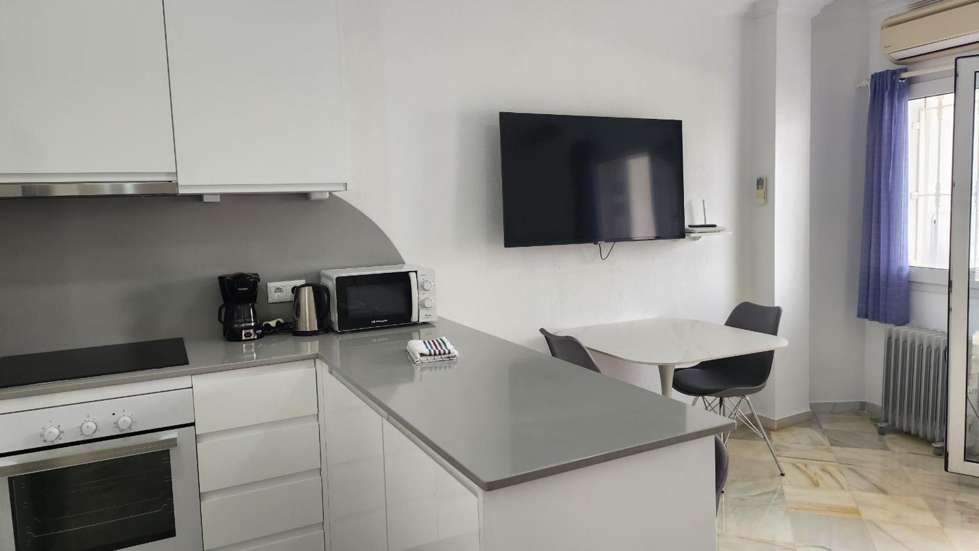 Stella Maris - Sleeps 4 Appartement Nerja Buitenkant foto