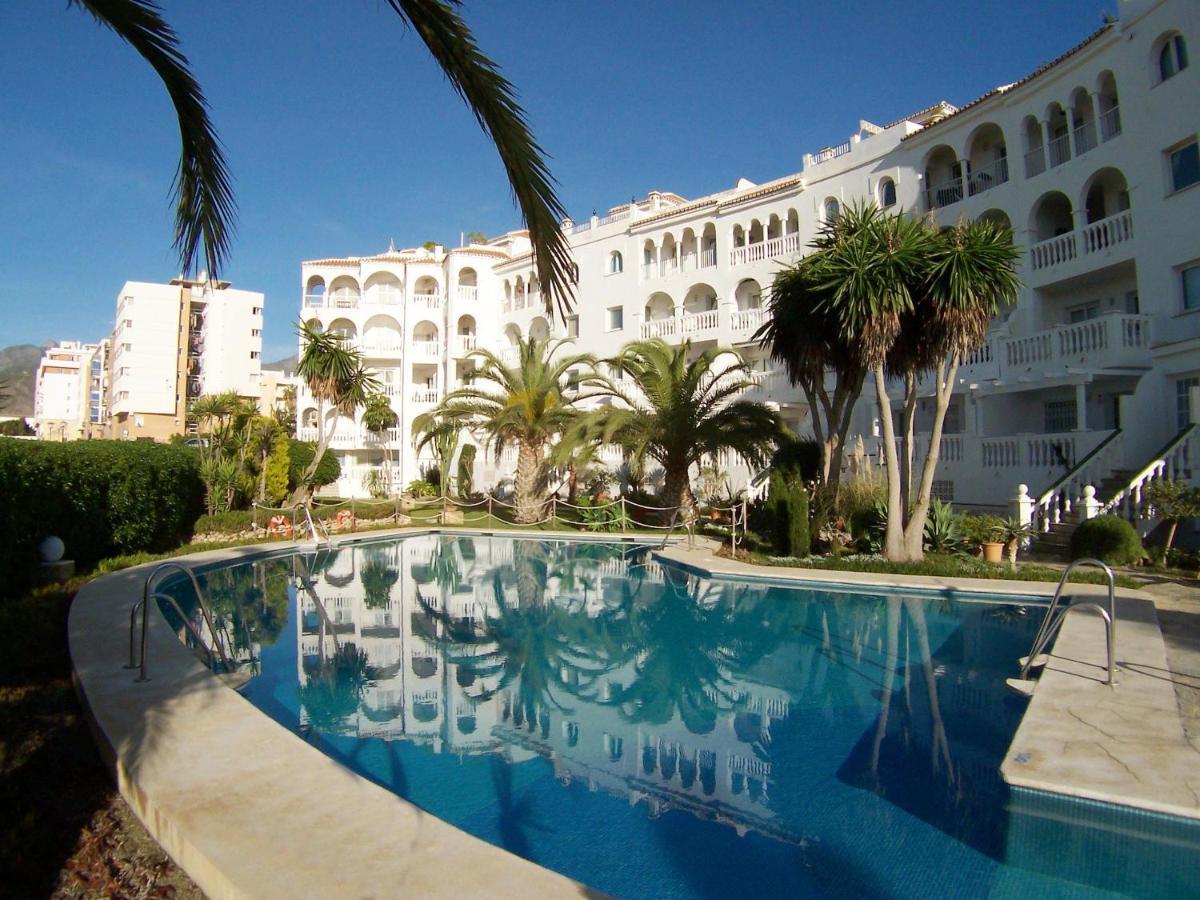Stella Maris - Sleeps 4 Appartement Nerja Buitenkant foto