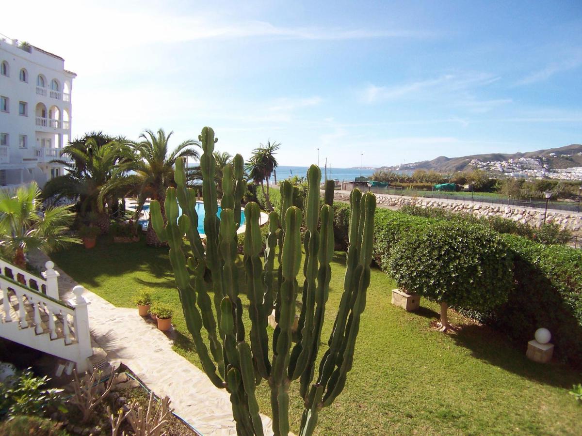 Stella Maris - Sleeps 4 Appartement Nerja Buitenkant foto